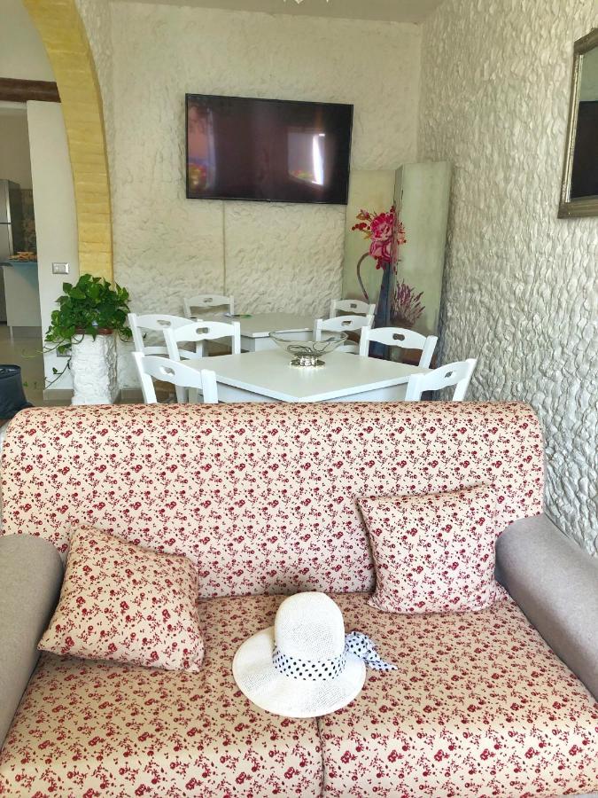 Bnb Le Janas Кабрас Экстерьер фото